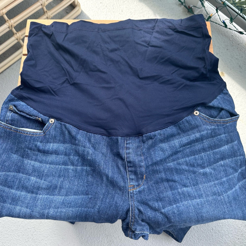 Liz Lange dark wash maternity jeans